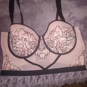 Flirty Auden Pink and Black Lace Bra with Underwire Support. Never Worn Size M